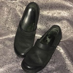 Dansko Slip resistance bottoms